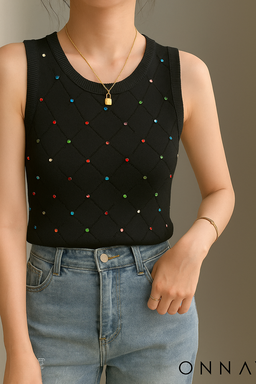 Cropped de Malha Abebey com Miçangas – Ousado e Chic