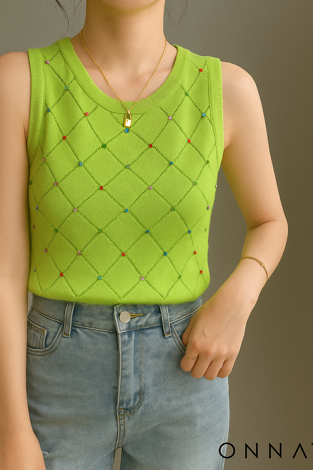 Cropped de Malha Abebey com Miçangas – Ousado e Chic