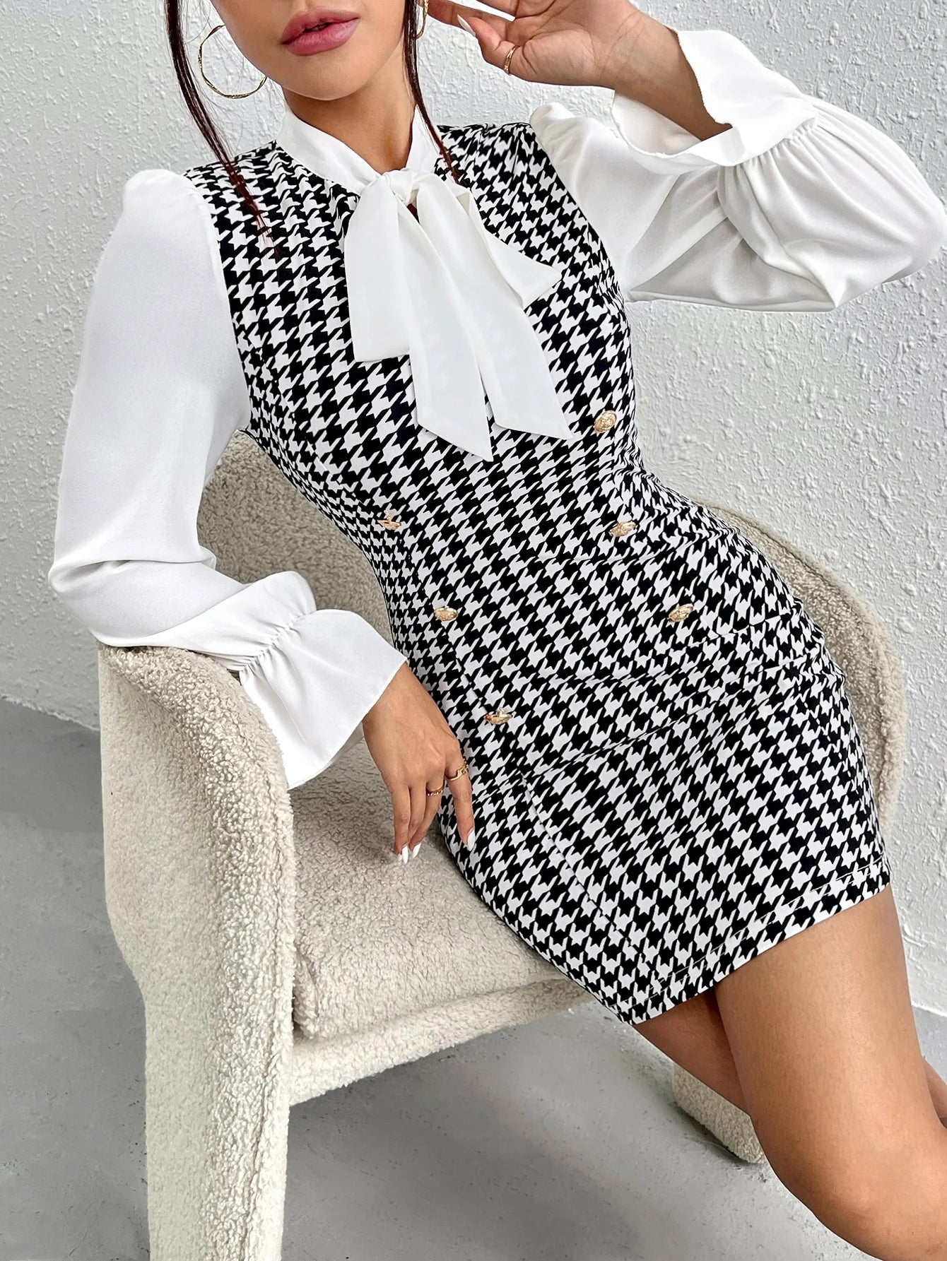 Vestido Plaid Charm – Elegância & Modernidade