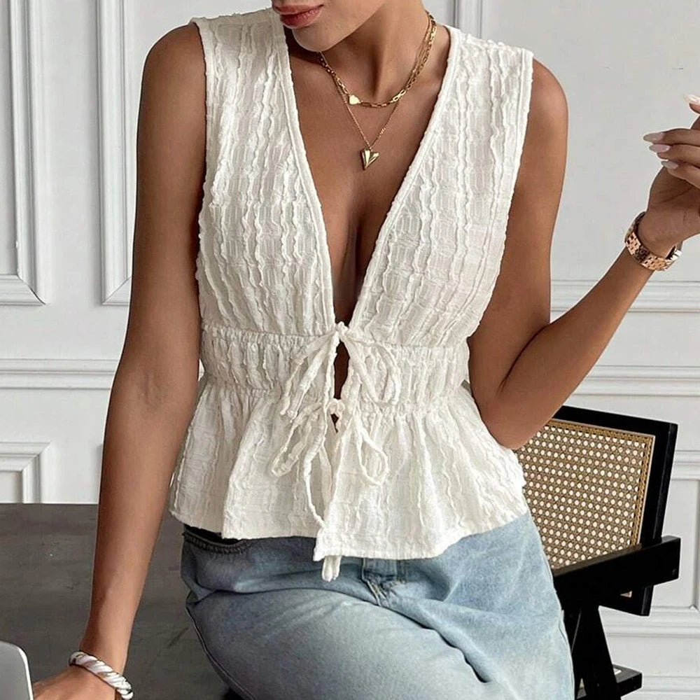 Top Feminino Deep V-Neck Tie – Summer Chic ☀️✨
