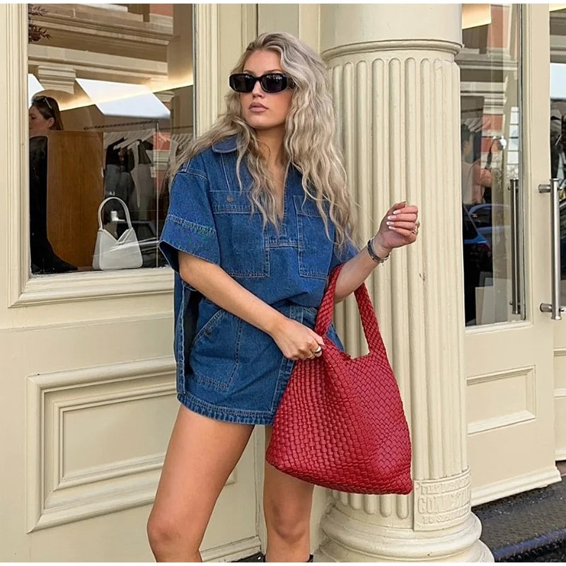 Conjunto Denim Chic – Camisa & Shorts Casual Elegante