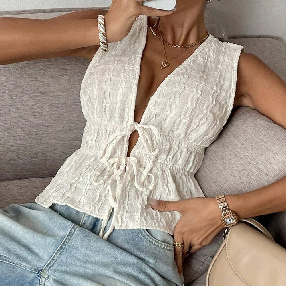 Top Feminino Deep V-Neck Tie – Summer Chic ☀️✨
