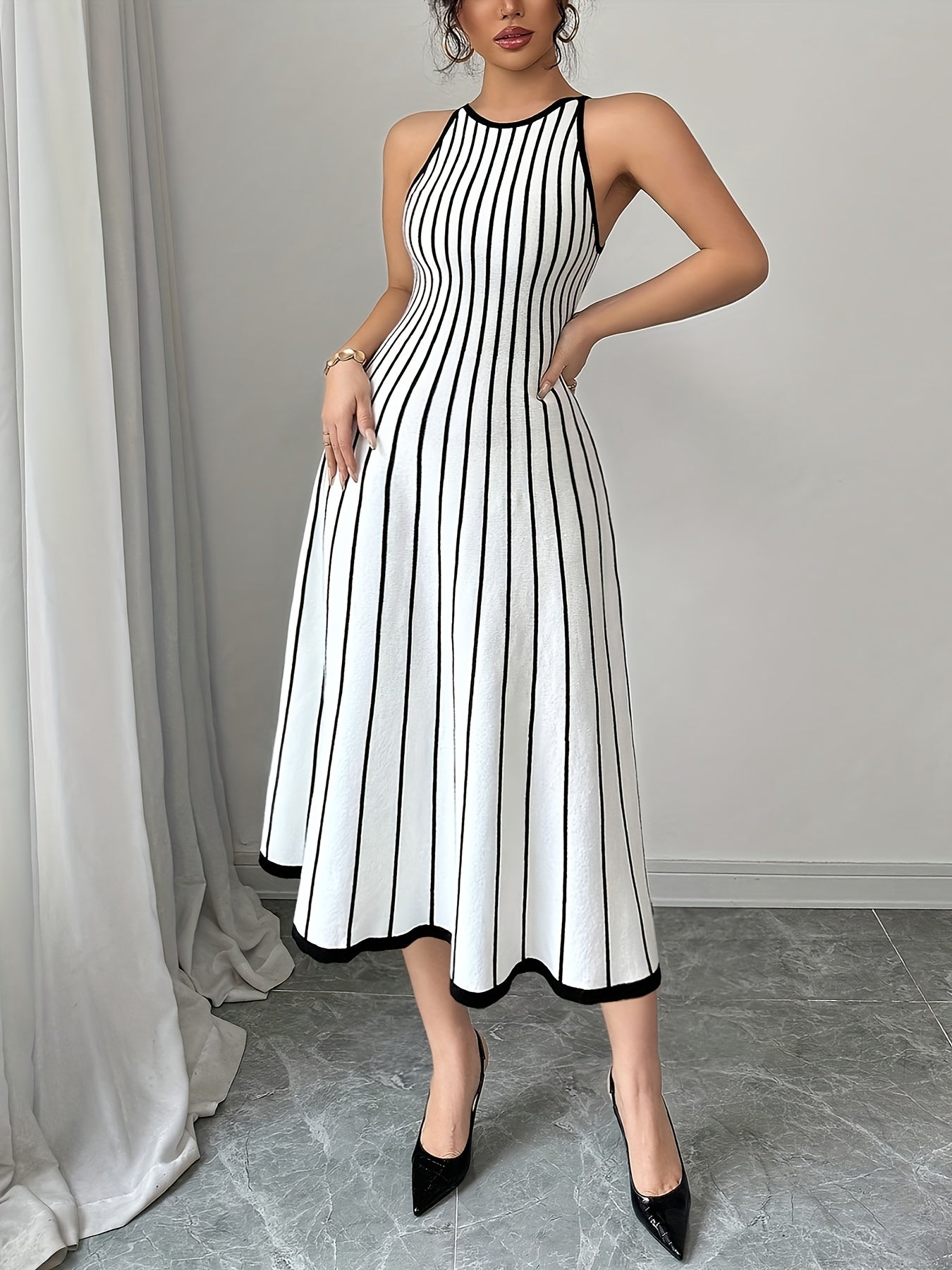 Vestido Riviera Longo Listrado Elegante para Verão