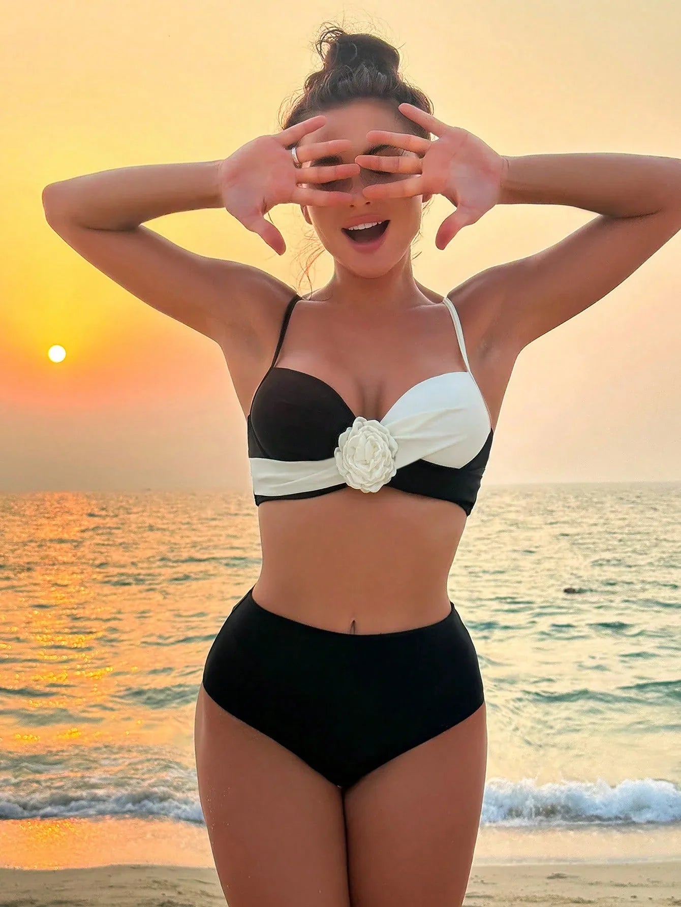 Biquíni Luxo Pérola Brasiliano com Alta Elasticidade e Design Exclusivo