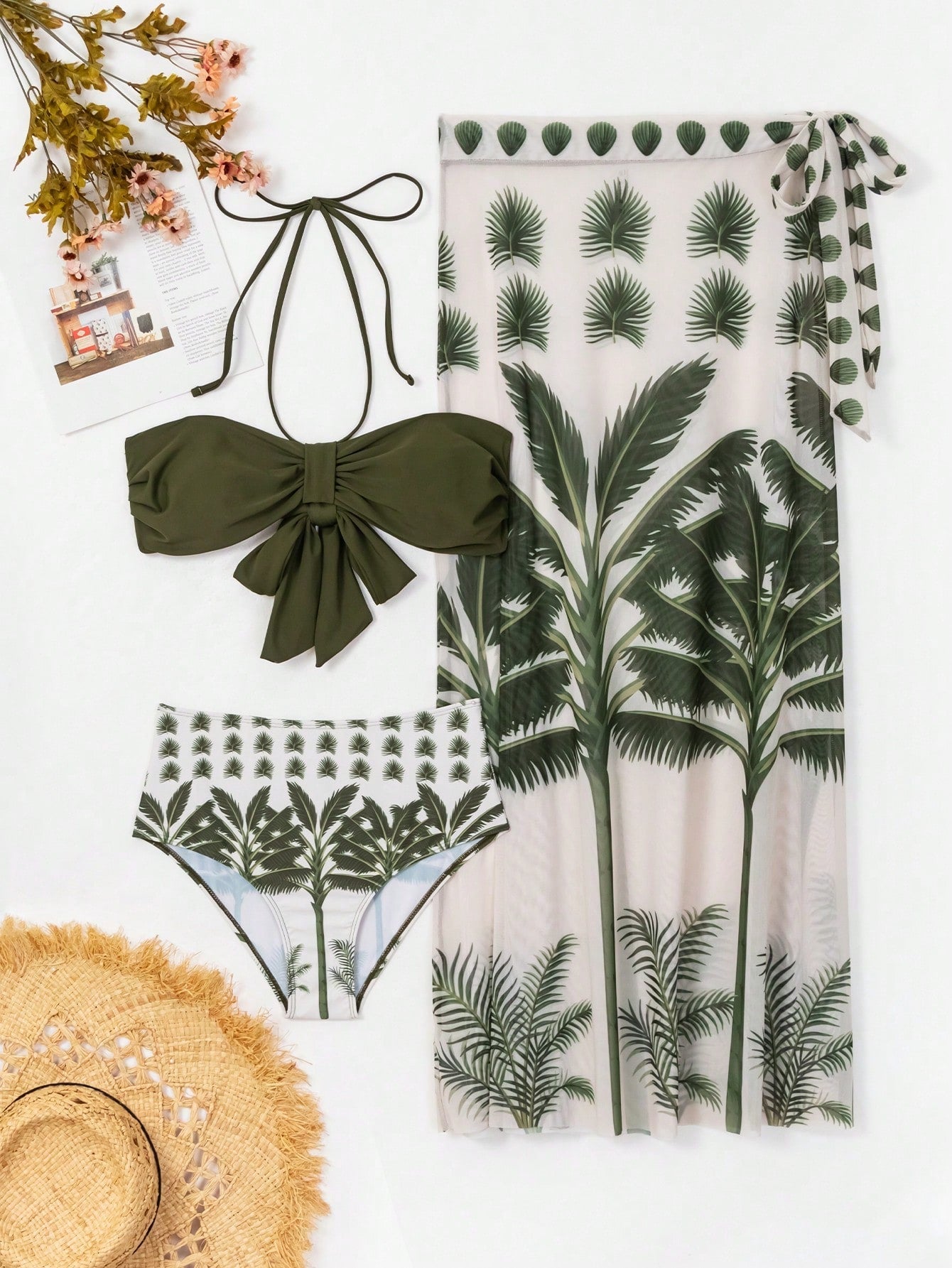 Biquíni Brasileiro Halter com Saia Estampada - 3 Peças Coloridas