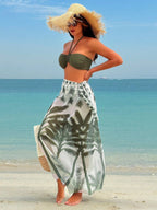 Biquíni Brasileiro Halter com Saia Estampada - 3 Peças Coloridas