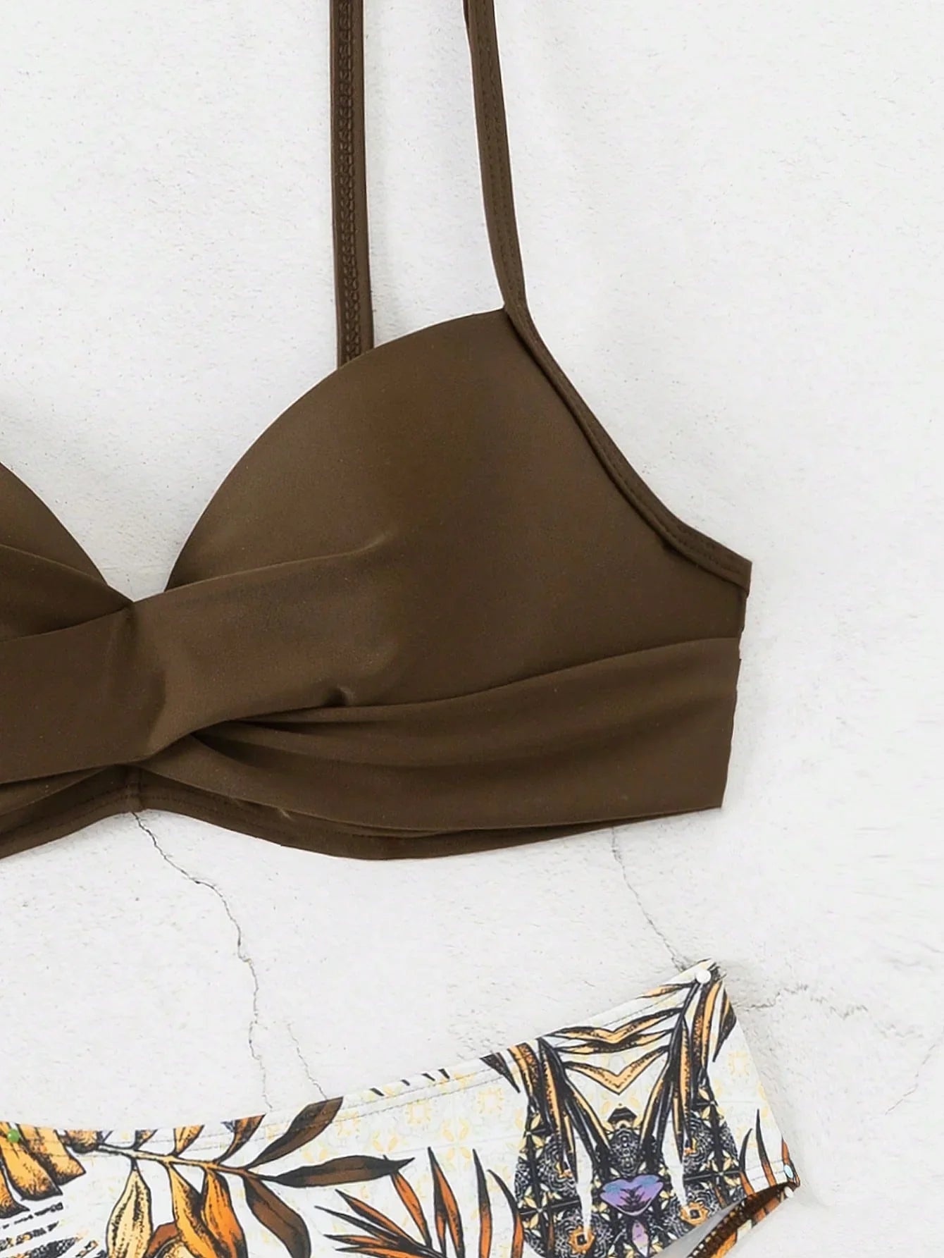 Biquíni Brasileiro Cruzado Safira com Alta Elasticidade e Design Exclusivo