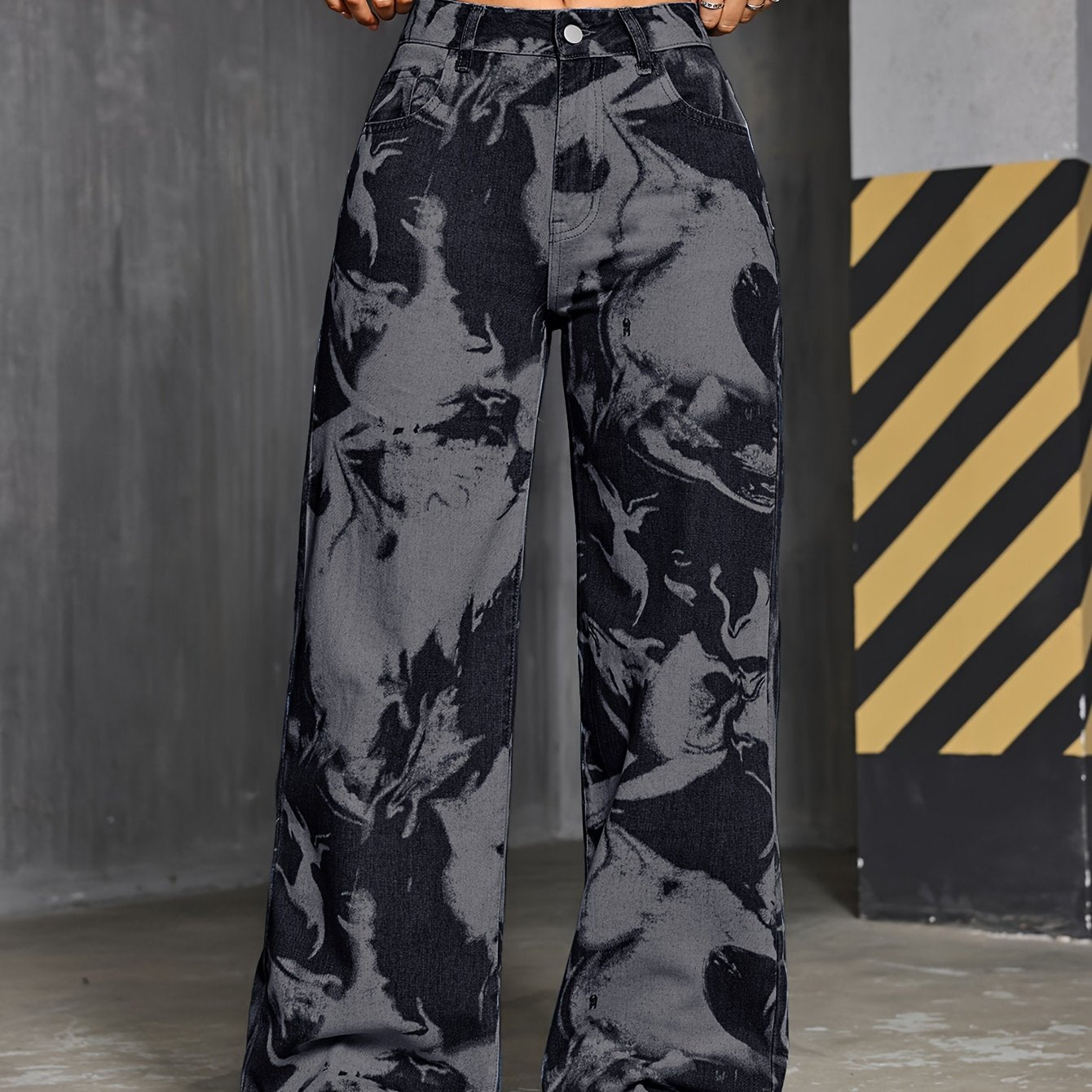 Calça Feminina Jeans Reta Onnat com Estampa Artística Única e Confortável