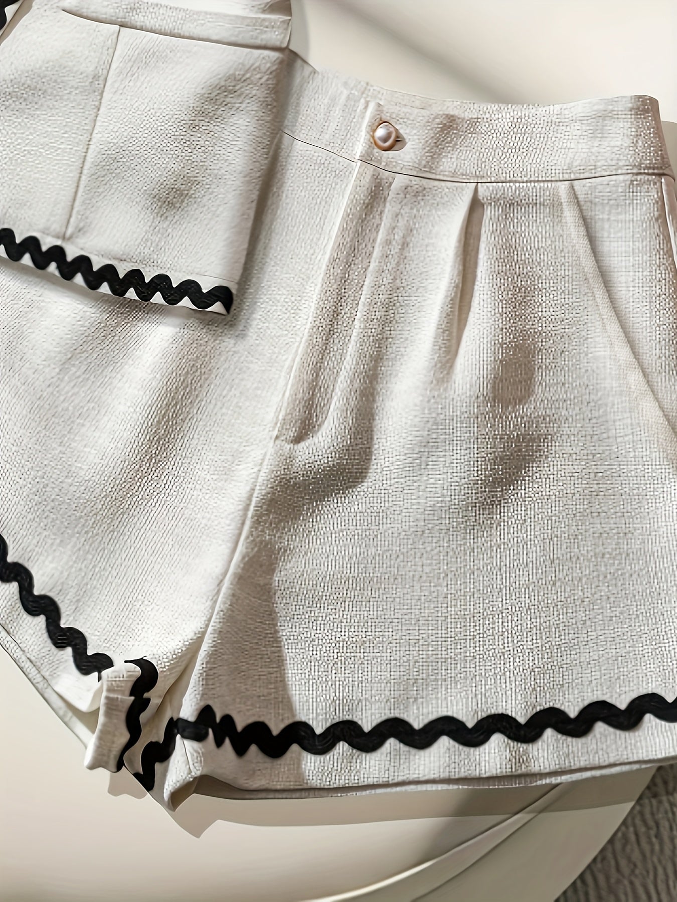 Onnat Glow Conjunto Feminino Renda | Blusa Sem Mangas + Shorts Largo Bege/Branco