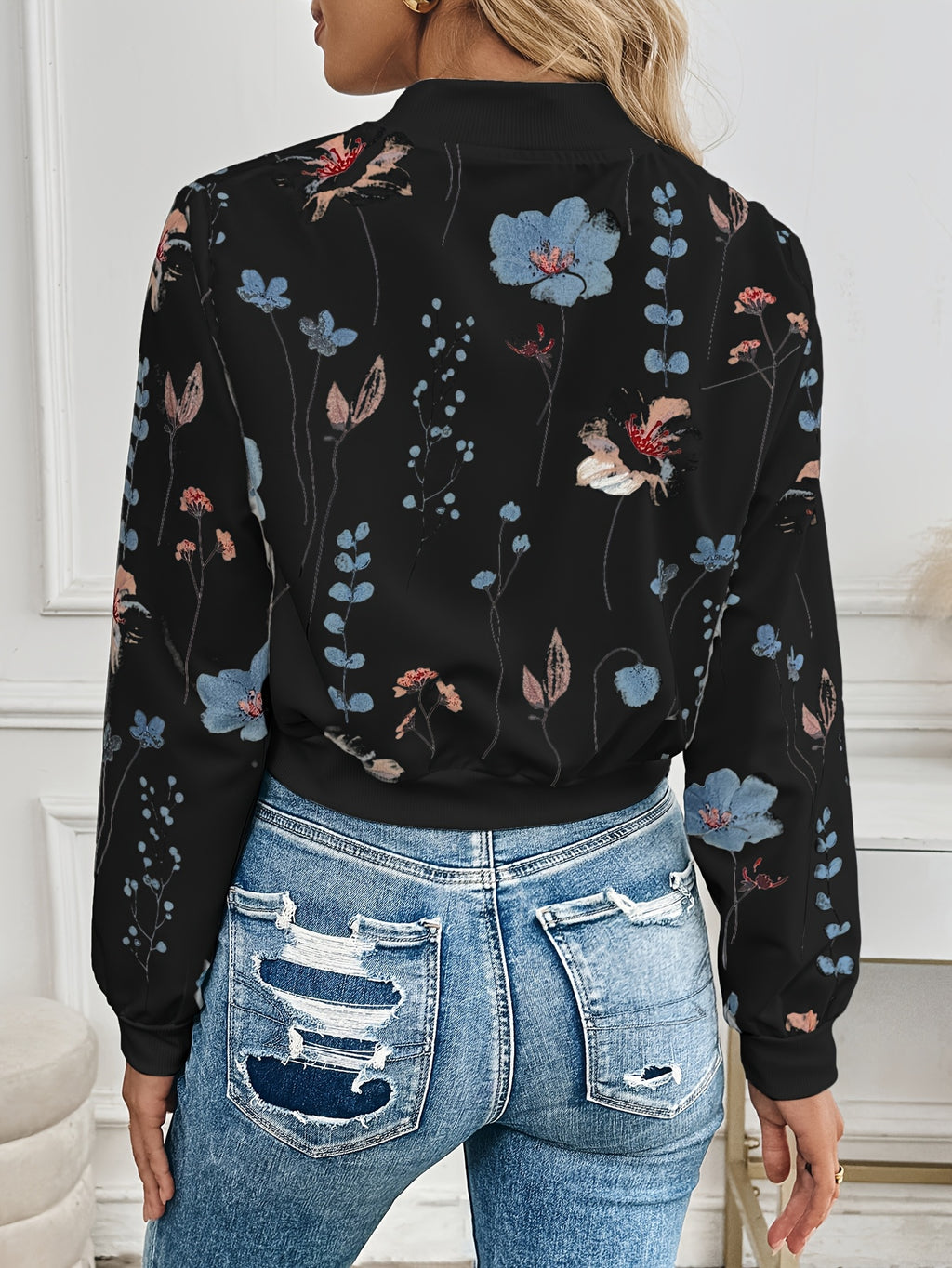 Jaqueta Florencia – Estampa Floral Elegante com Gola Cardigan e Zíper