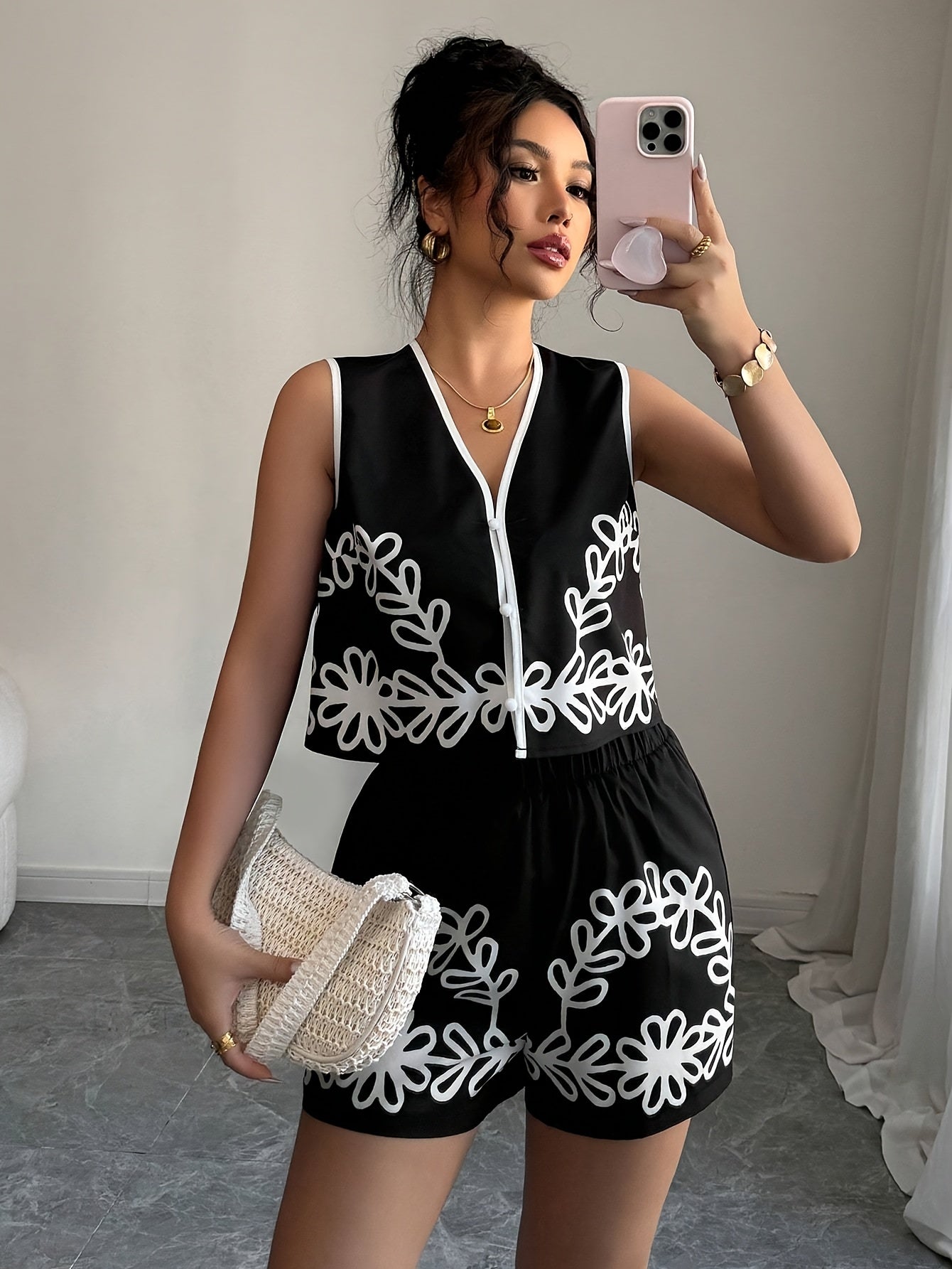 Onnat Glow Conjunto Feminino Floral | Regata Decote V + Saia Cintura Alta Preto e Branco