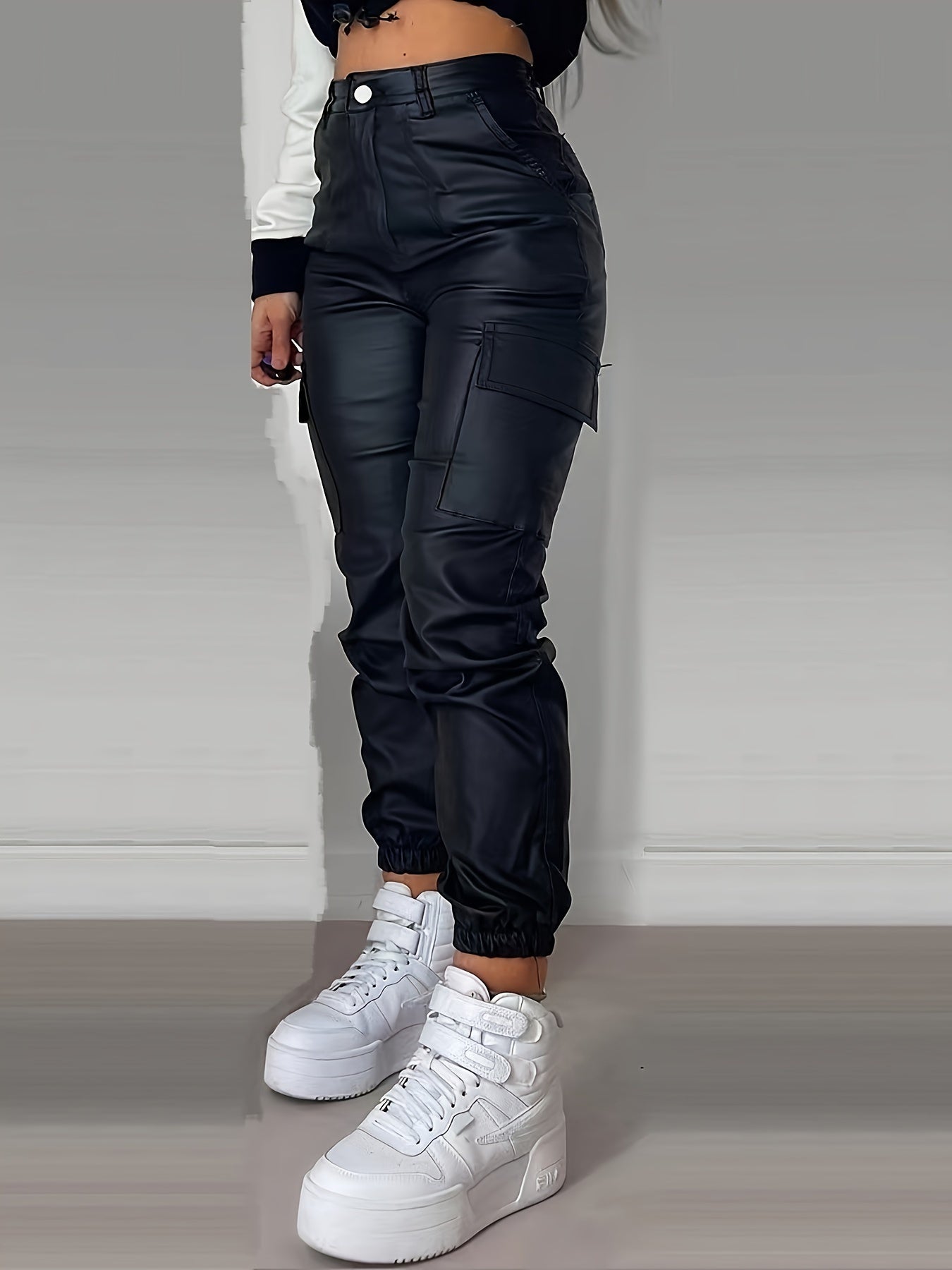 Calça Feminina Cargo Alta StruxFit - Conforto e Estilo Urbano