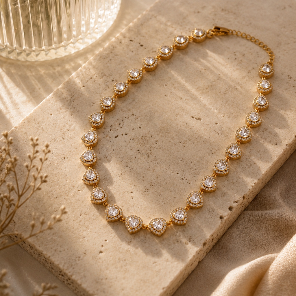 Colar Ariana Corações com Zircônias Banhado em Ouro 18K