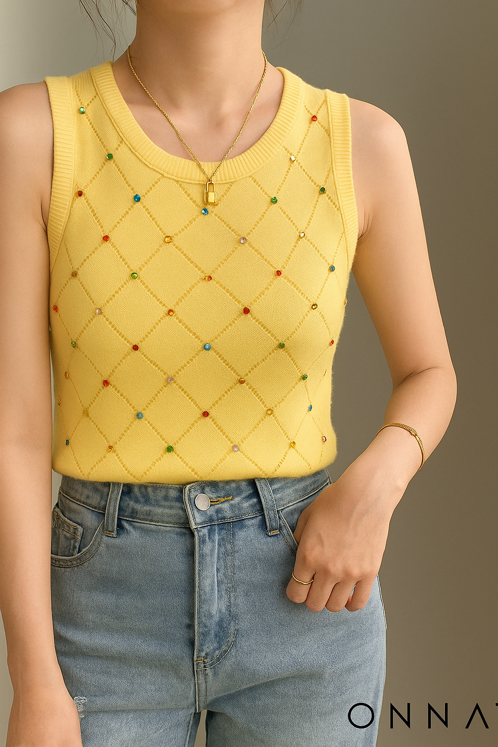 Cropped de Malha Abebey com Miçangas – Ousado e Chic