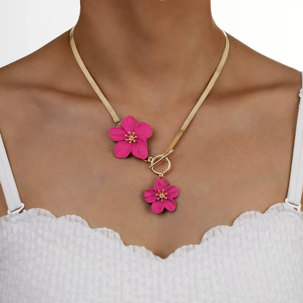Colar de Corrente com Flor 3D e Fecho OT