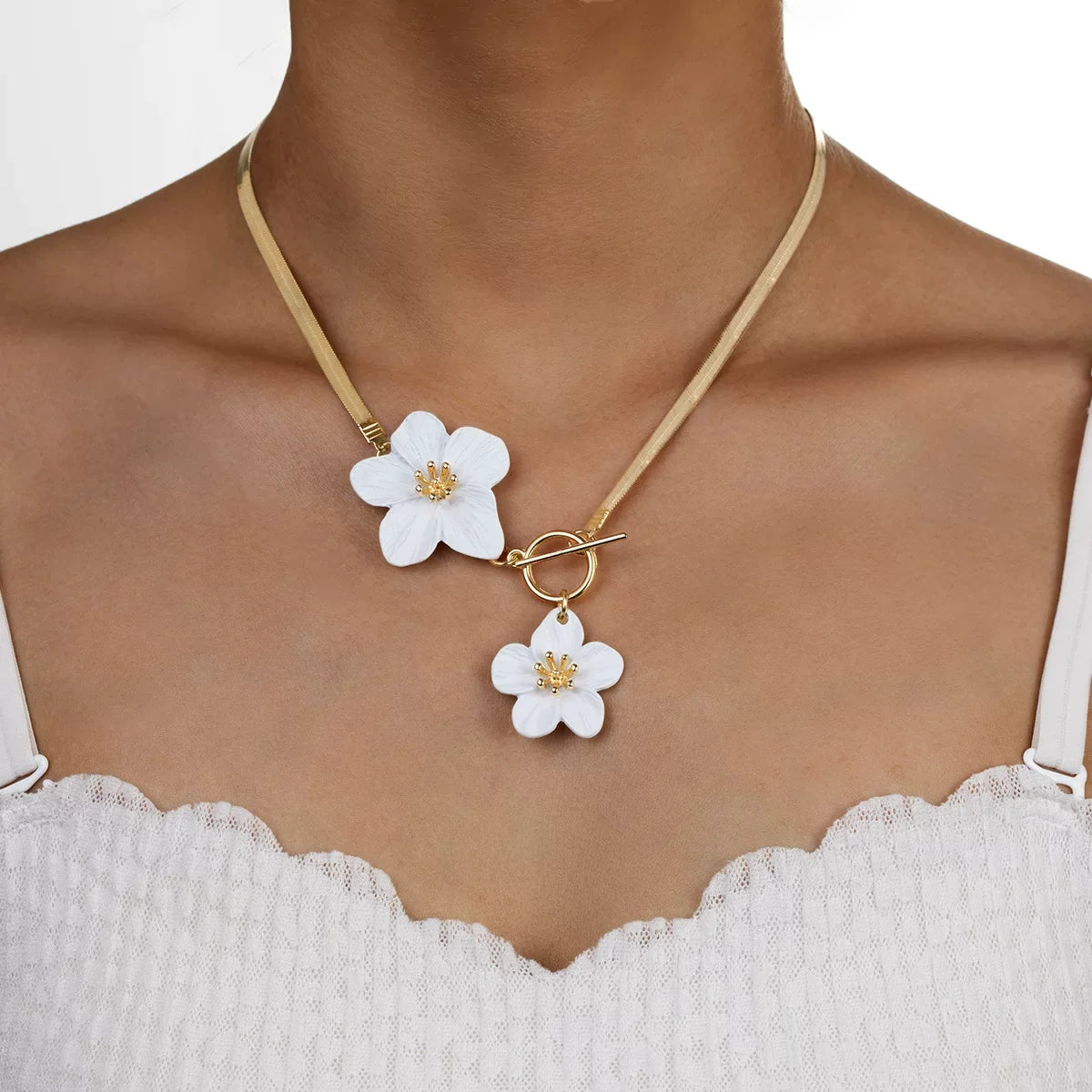 Colar de Corrente com Flor 3D e Fecho OT