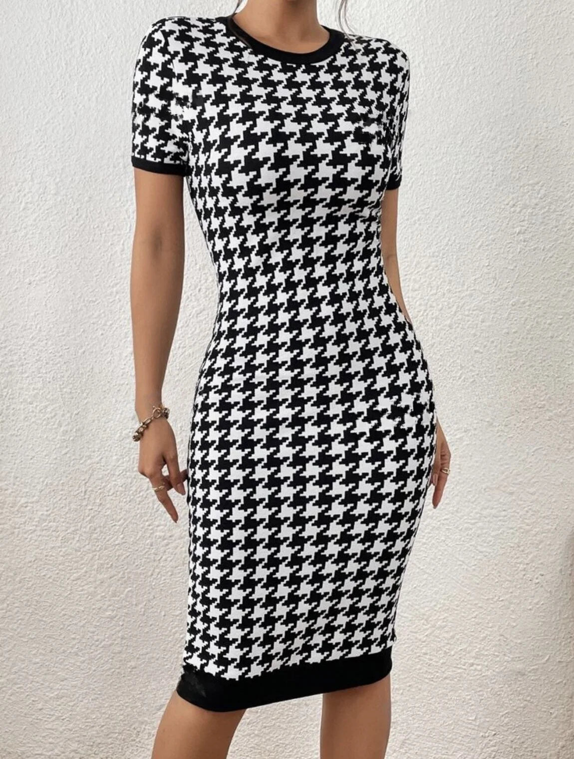 Vestido Vintage Butterfly – Elegância e Estilo Retrô