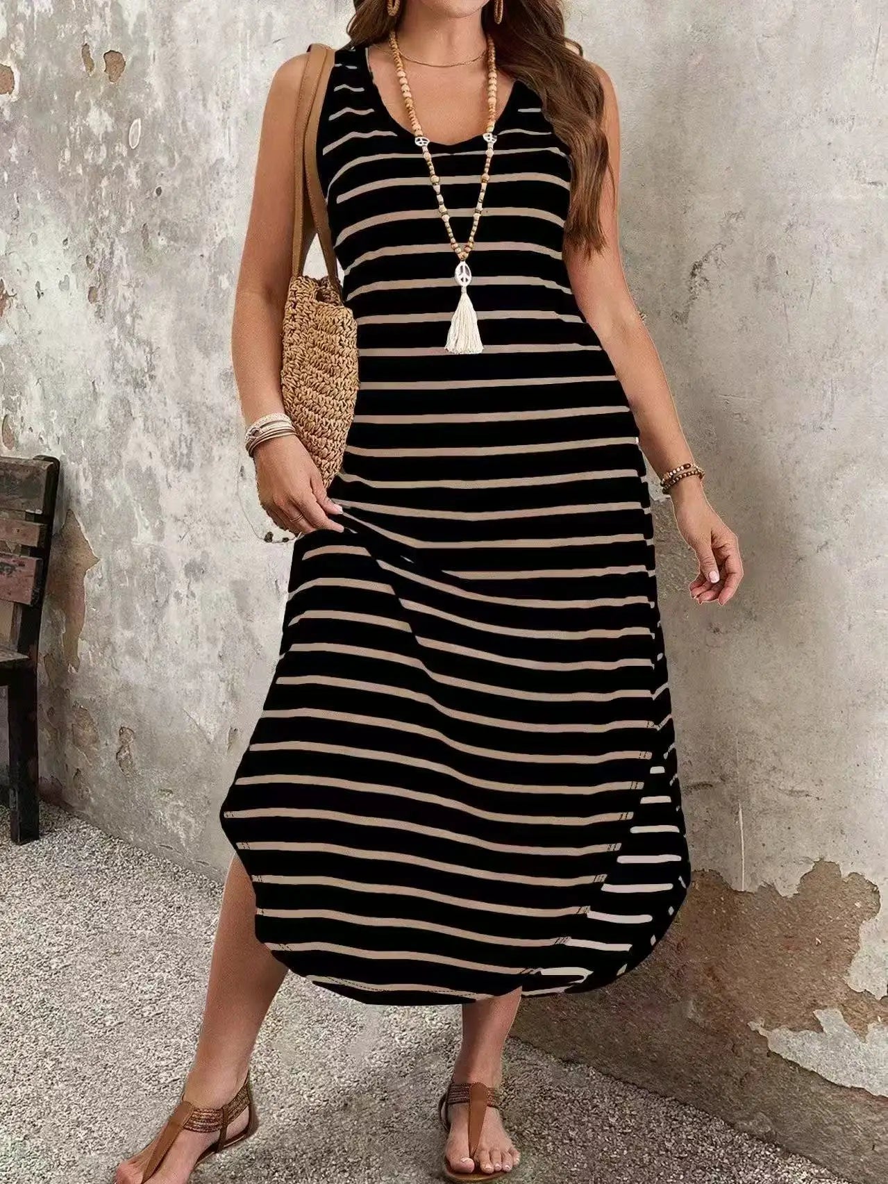 Brisa Listrada – Vestido Plus Size Verão Elegante