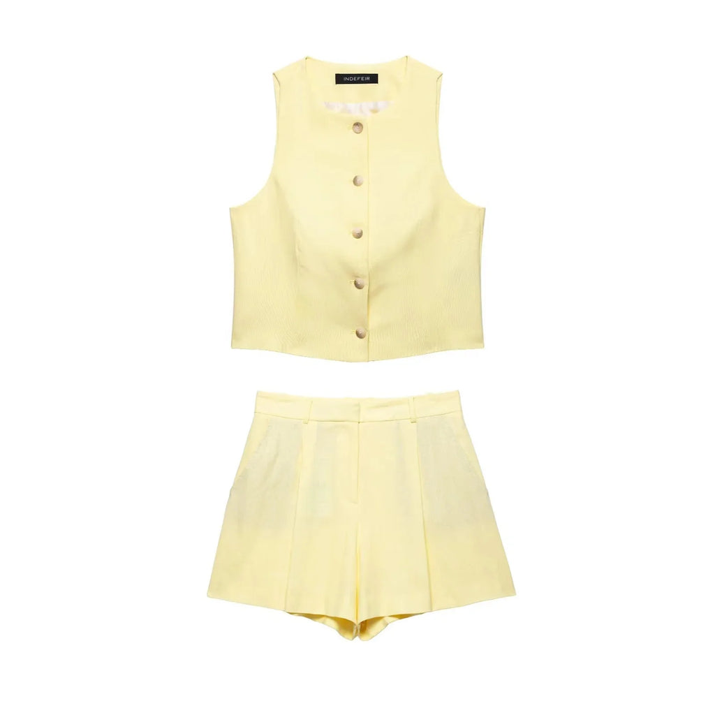 Onnat Glow Conjunto Feminino Amarelo Clareado | Regata Sem Manga + Shorts Retos
