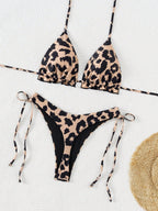 Biquíni Cortininha Triângulo Estampa de Leopardo