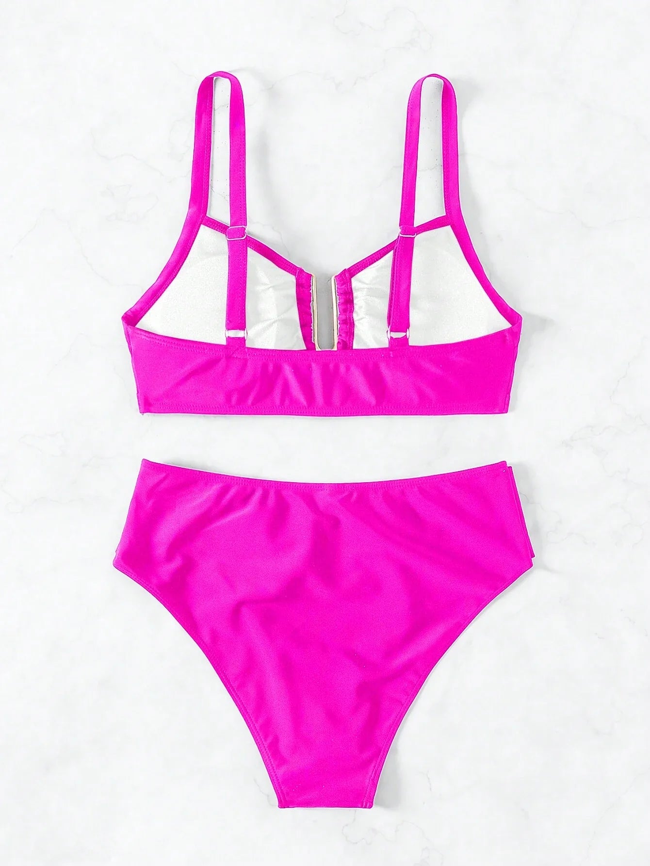 Biquíni Cintura Alta Marcela com Detalhes Elegantes