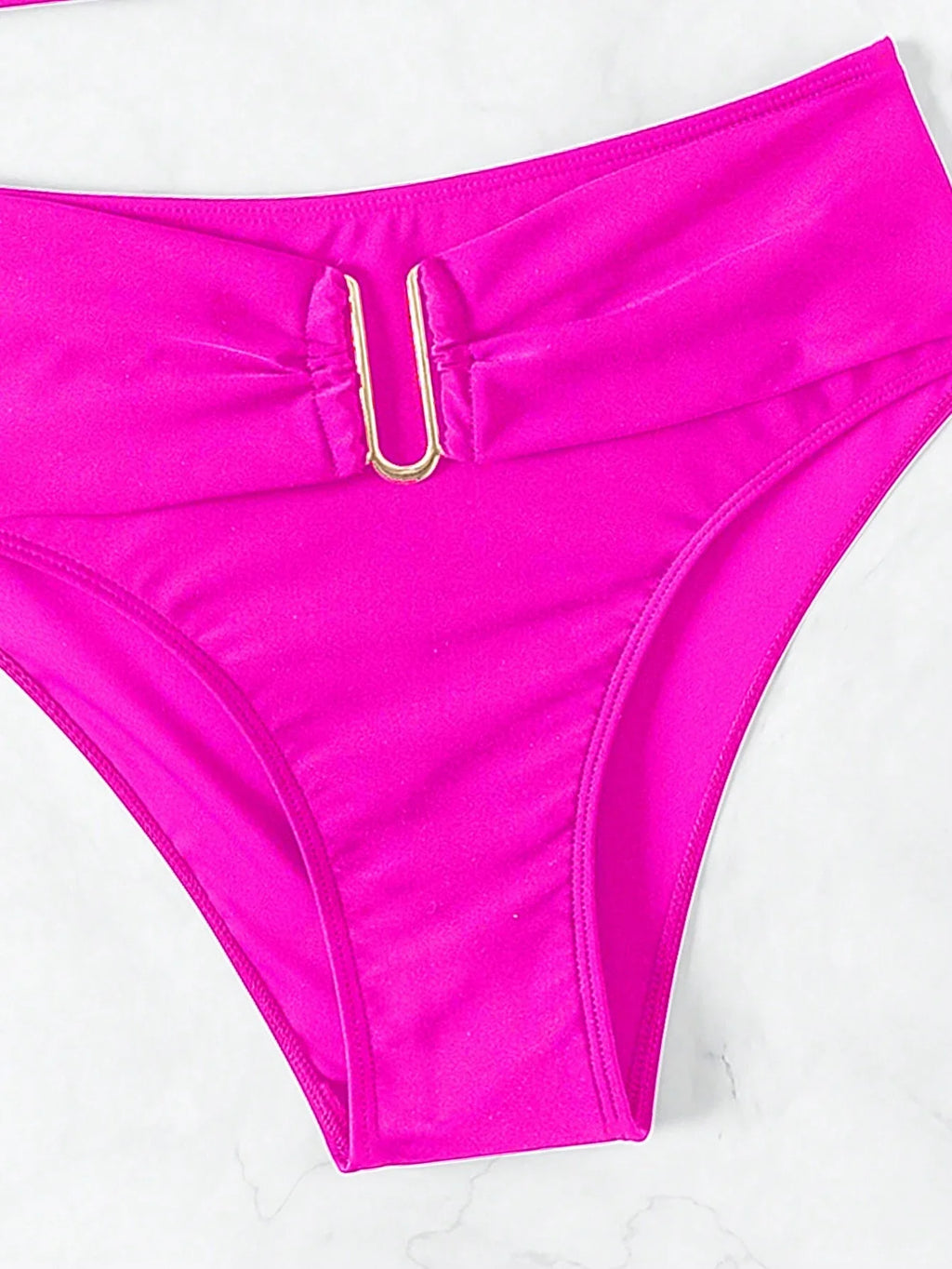 Biquíni Cintura Alta Marcela com Detalhes Elegantes