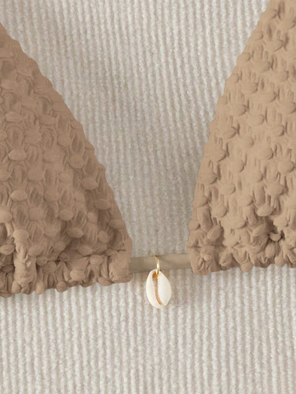 Biquíni Cortininha Iris Triângulo com Detalhes Exclusivos