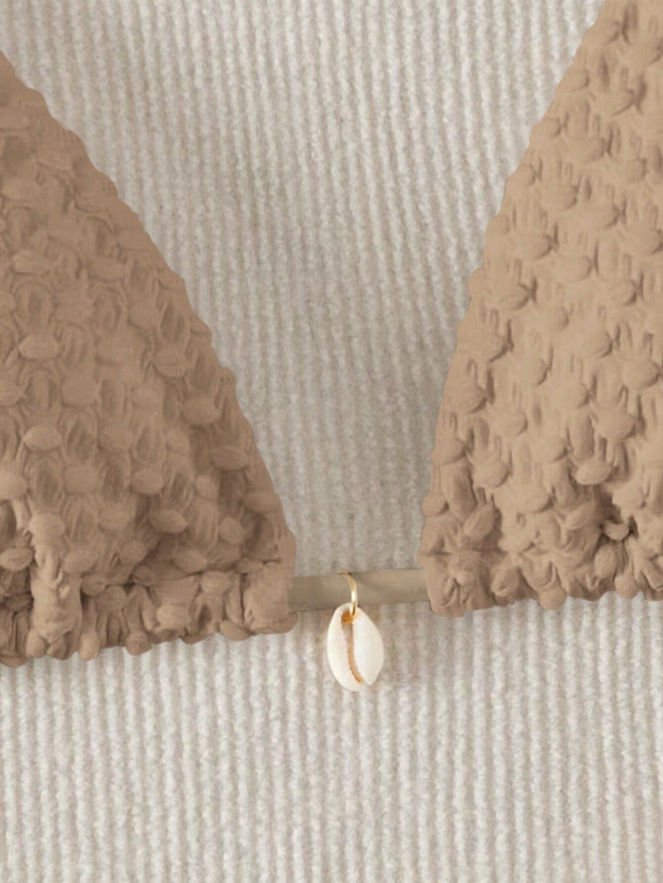 Biquíni Cortininha Iris Triângulo com Detalhes Exclusivos