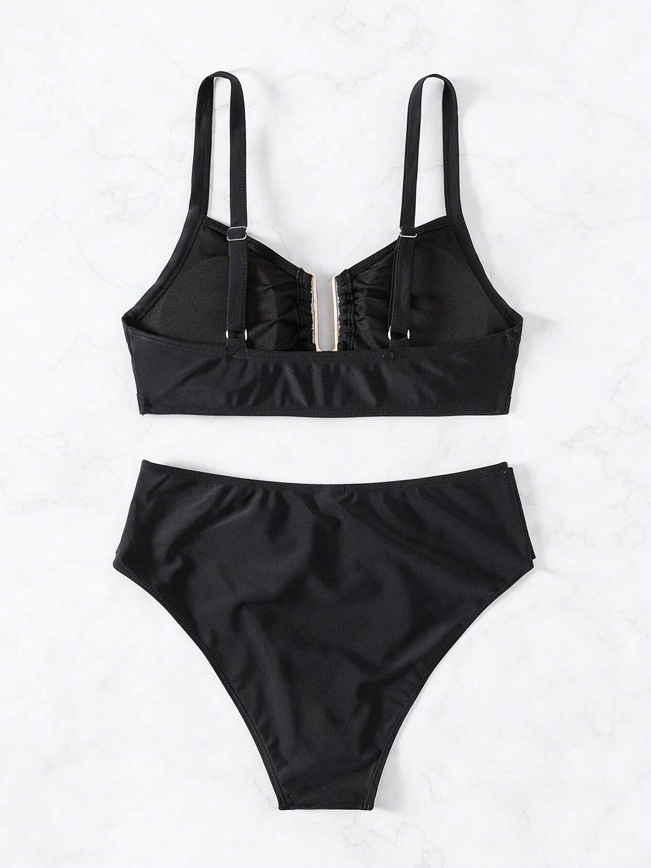 Biquíni Cintura Alta Marcela com Detalhes Elegantes