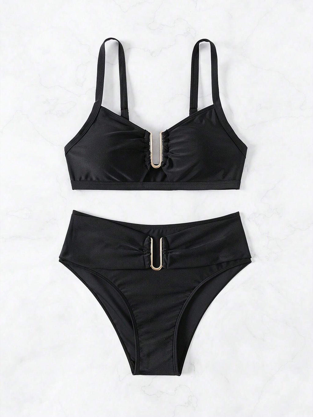 Biquíni Cintura Alta Marcela com Detalhes Elegantes