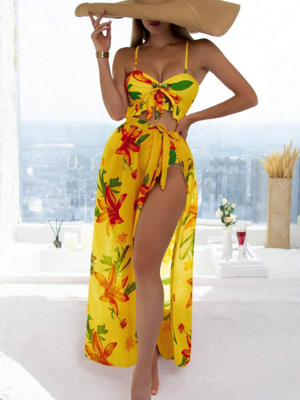 Biquíni Brasileiro com Babado e Saia Amarração Geisa, Estilo Elegante