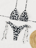 Biquíni Cortininha Triângulo Estampa de Leopardo