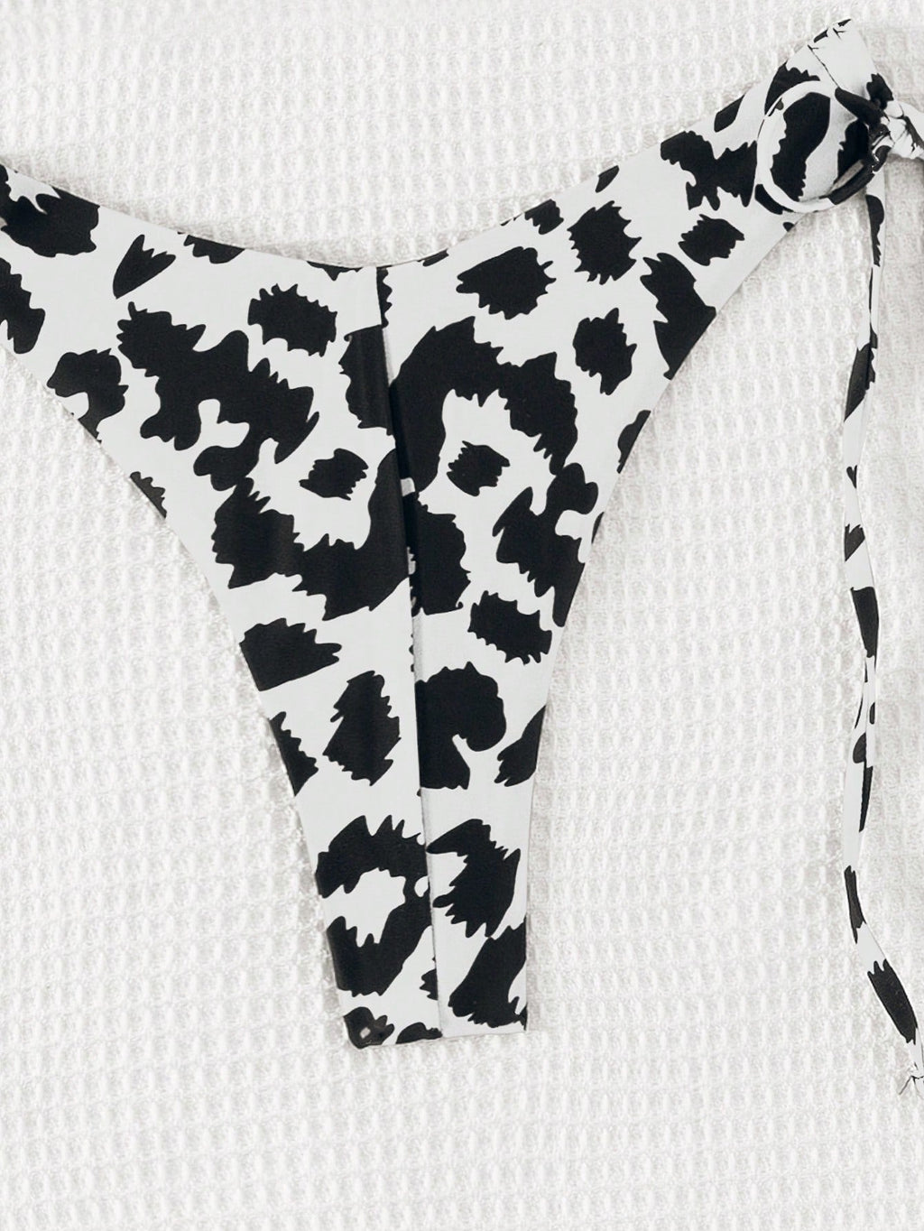 Biquíni Cortininha Triângulo Estampa de Leopardo