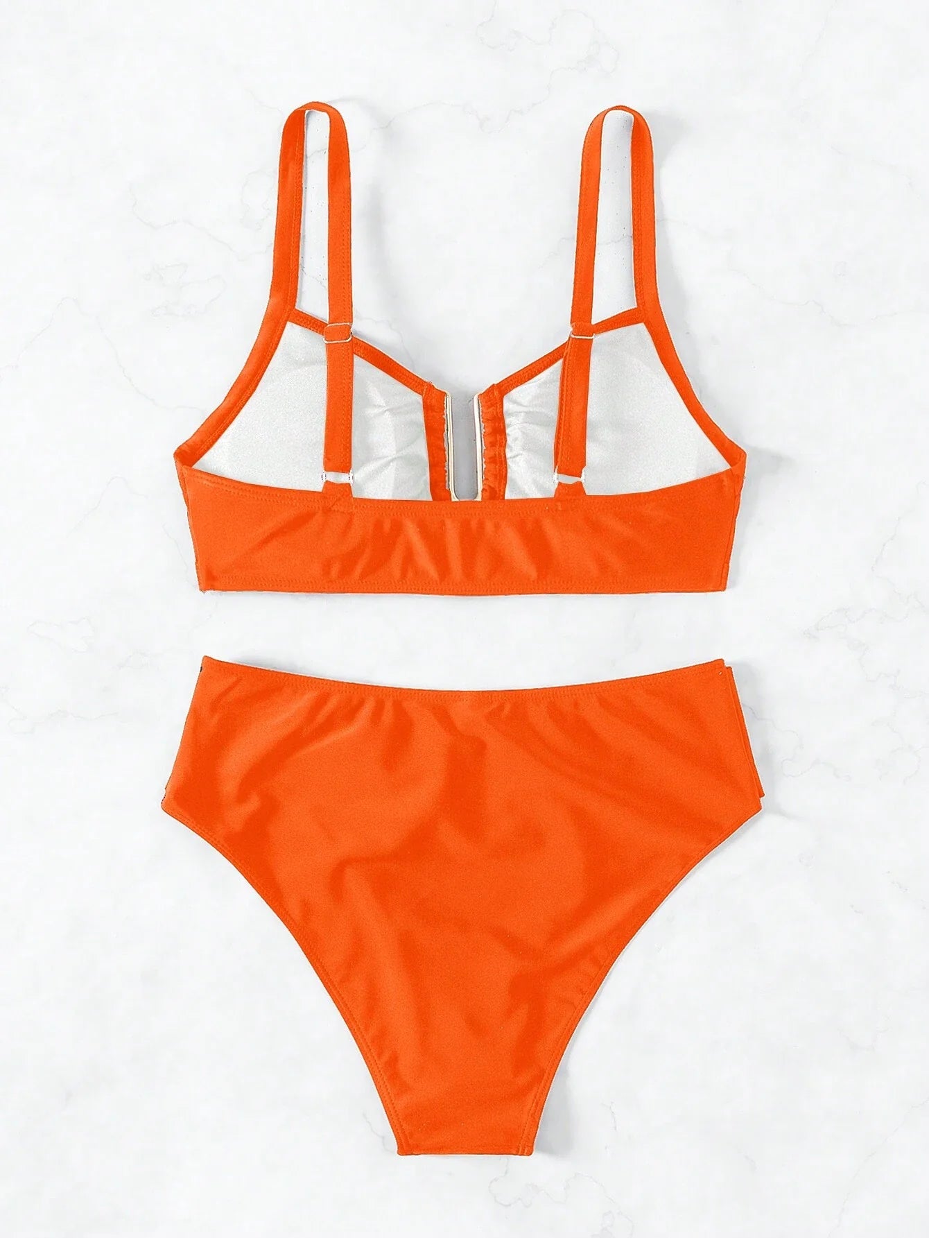 Biquíni Cintura Alta Marcela com Detalhes Elegantes