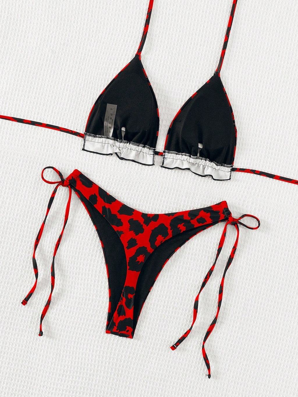 Biquíni Cortininha Triângulo Estampa de Leopardo