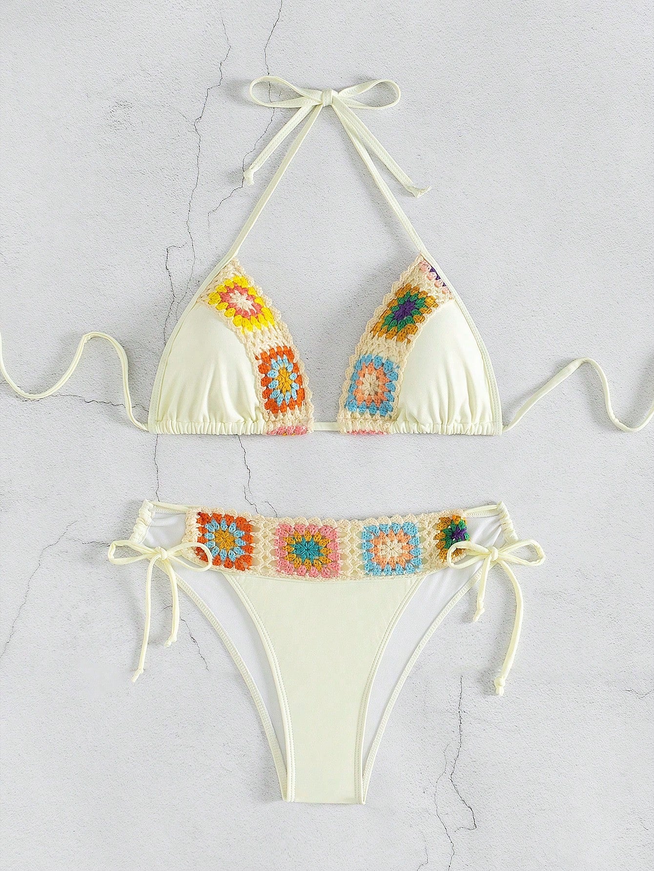 Biquíni Floral Halter Neck Verão Chic - Conforto e Estilo