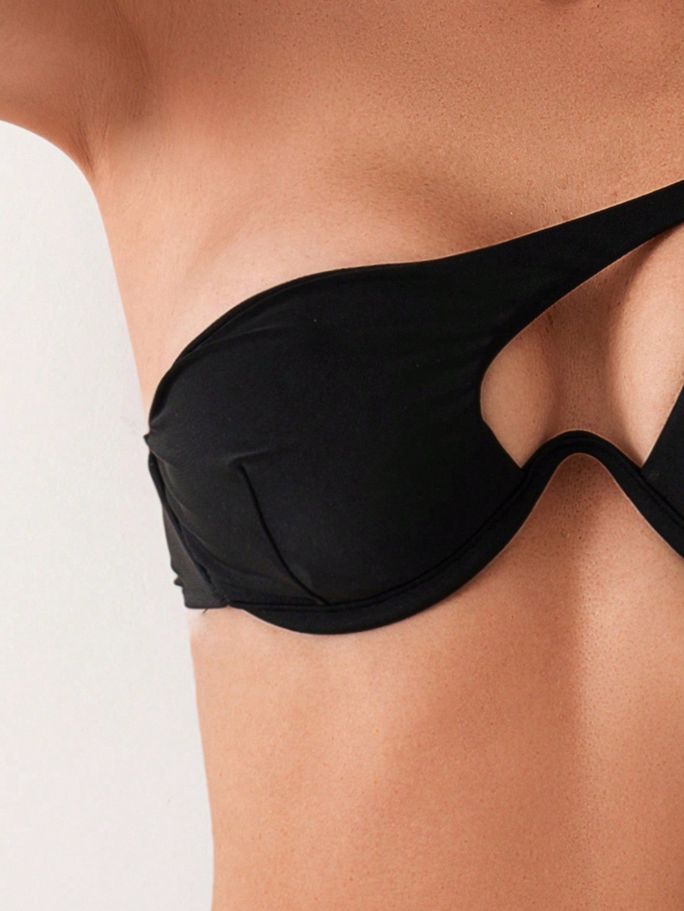 Biquíni Cerena com Design Exclusivo e Alta Elasticidade