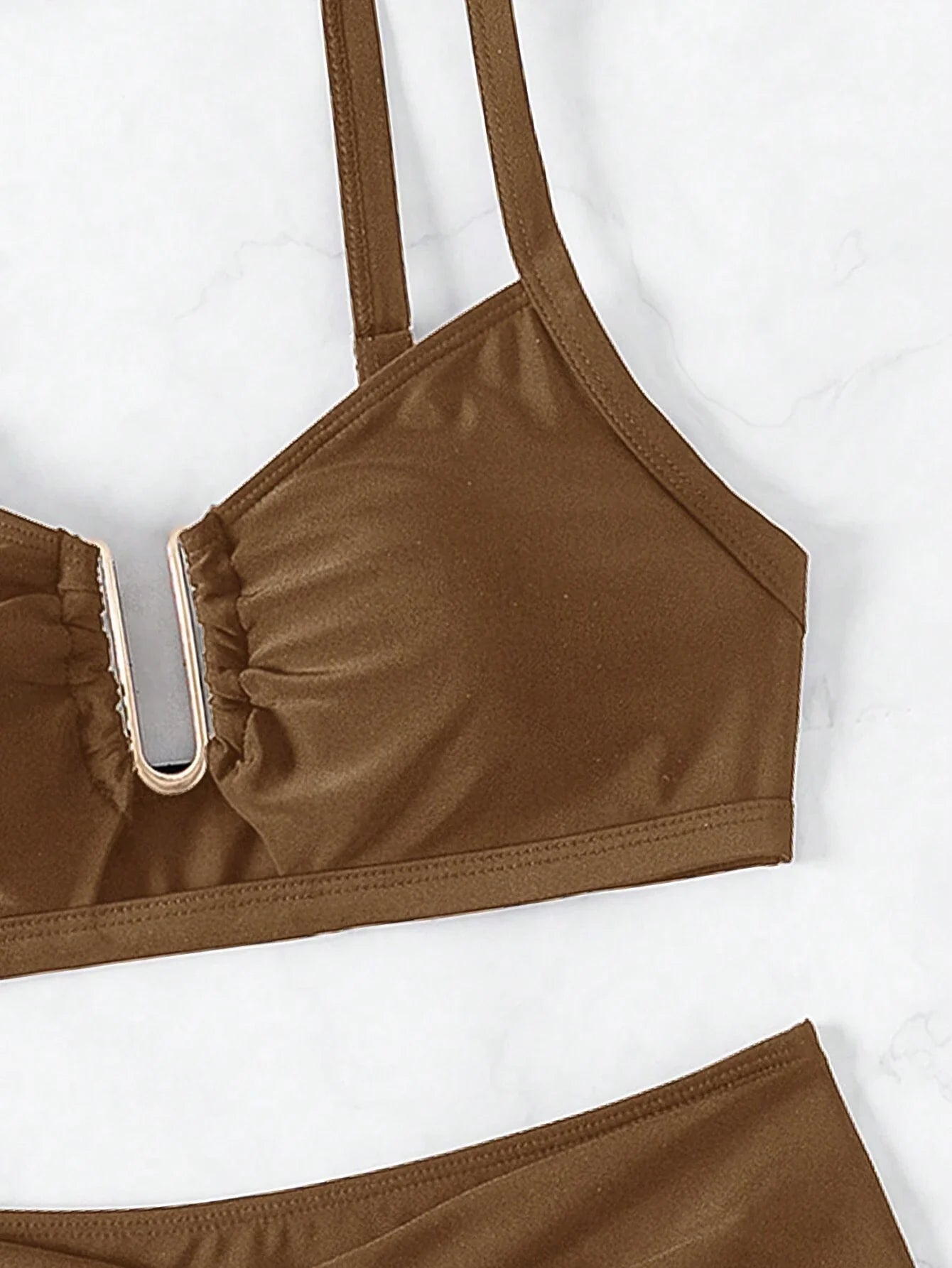 Biquíni Cintura Alta Marcela com Detalhes Elegantes