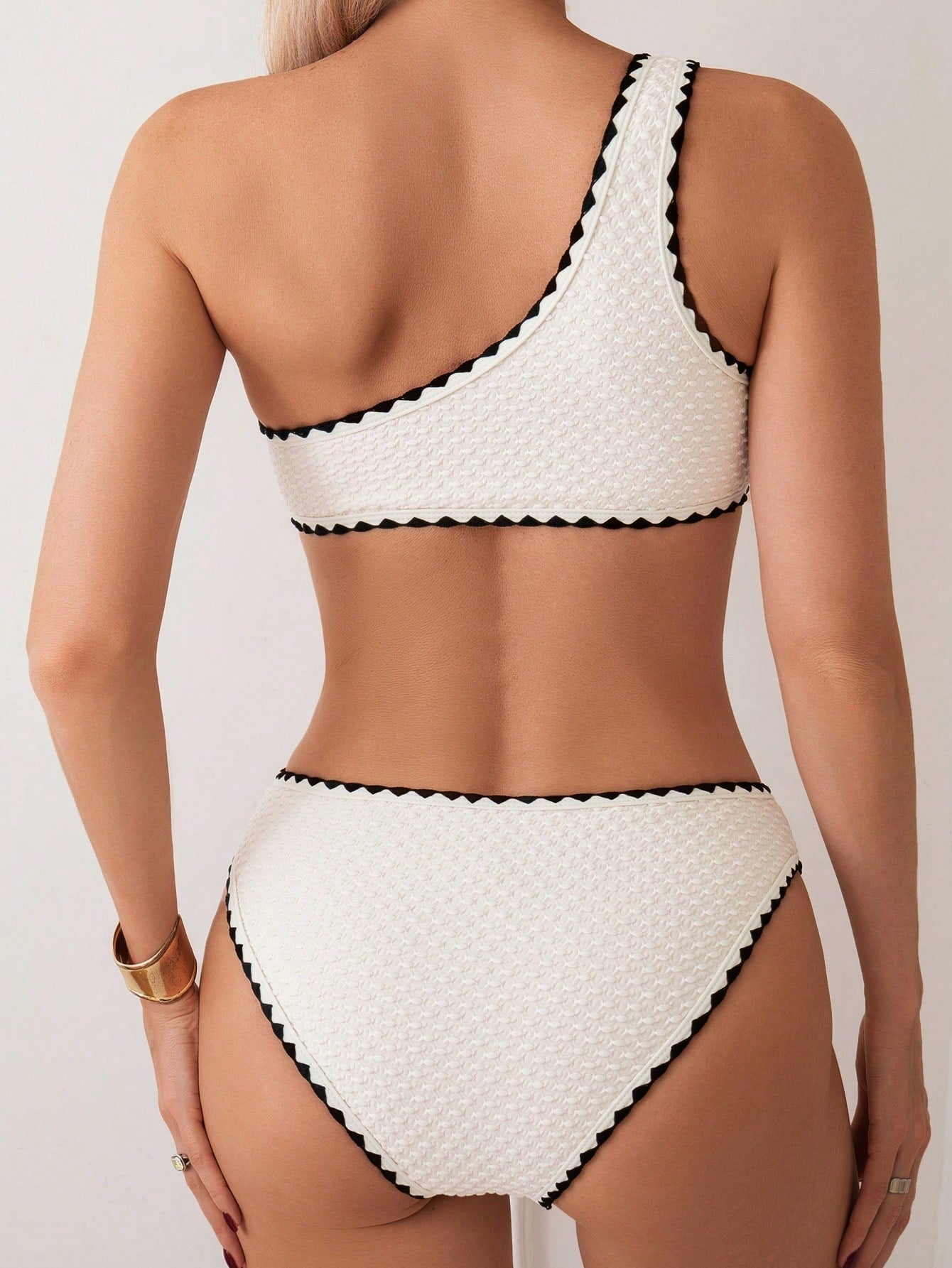 Biquíni Meio Ombro Celeste Casual Bege - Biquínis Brasileiros