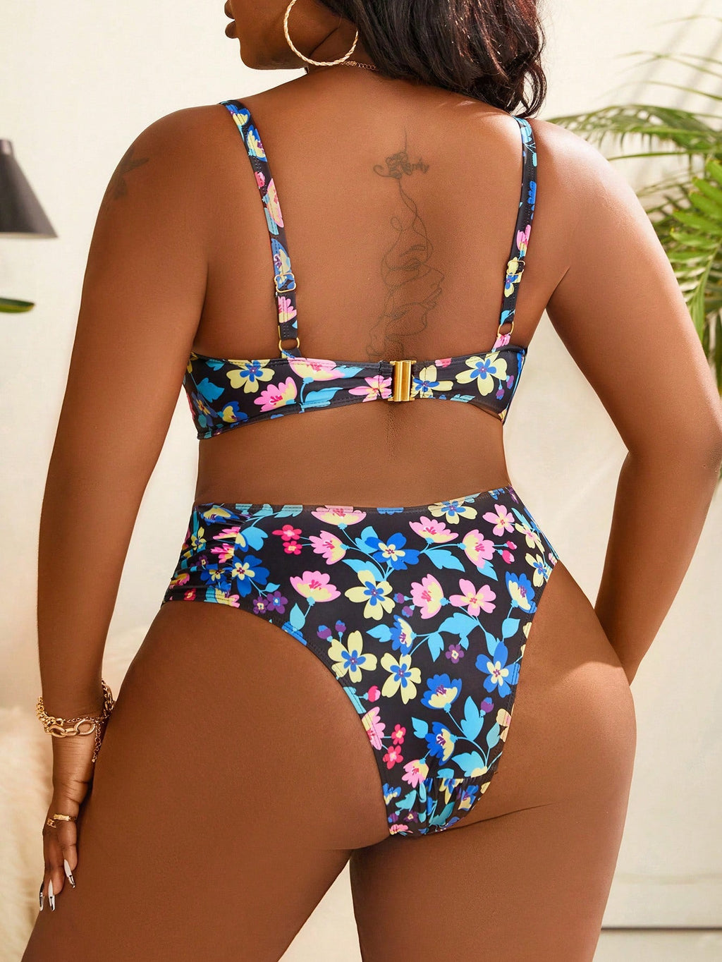 Biquíni Brasileiro Plus Size Floral Francine com Enchimento