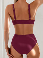 Biquíni Cintura Alta Marcela com Detalhes Elegantes