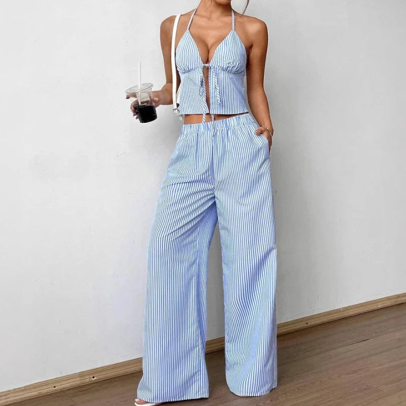 Conjunto Elegance Stripe – Blusa Cavada & Pantalona Listrada