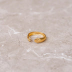 Anel Abraço Ajustável Banhado em Ouro 18K