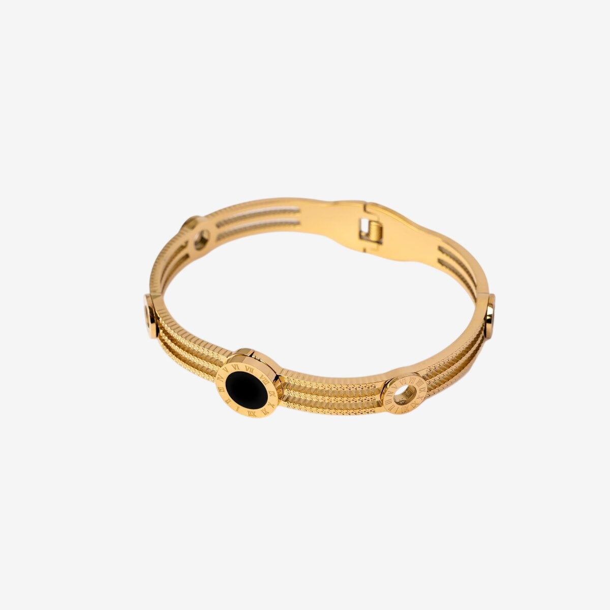Bracelete Trindade Onix Banhado em Ouro 18K