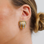 Brinco Dome Cristal com Mix de Banhos Dourado e Prata