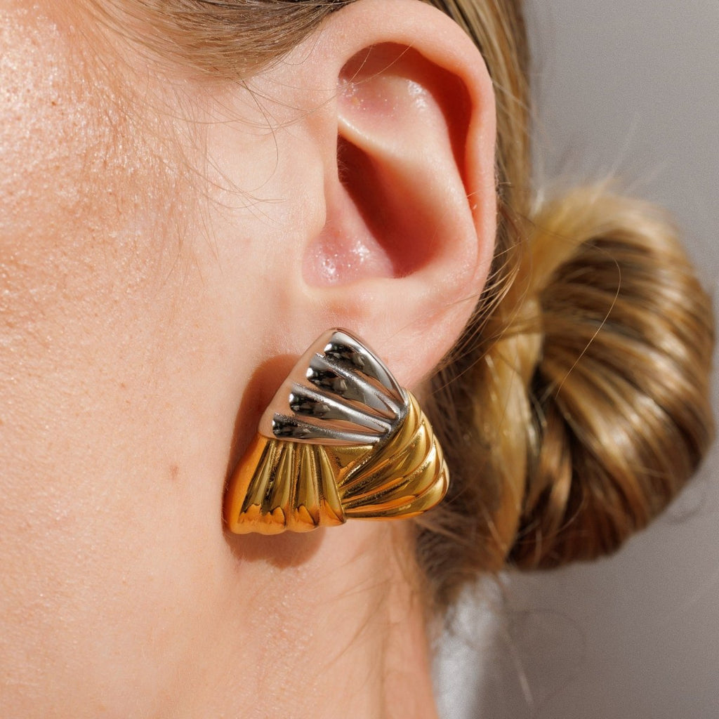 Brinco Triad Shine com Mix de Banhos Dourado e Prata