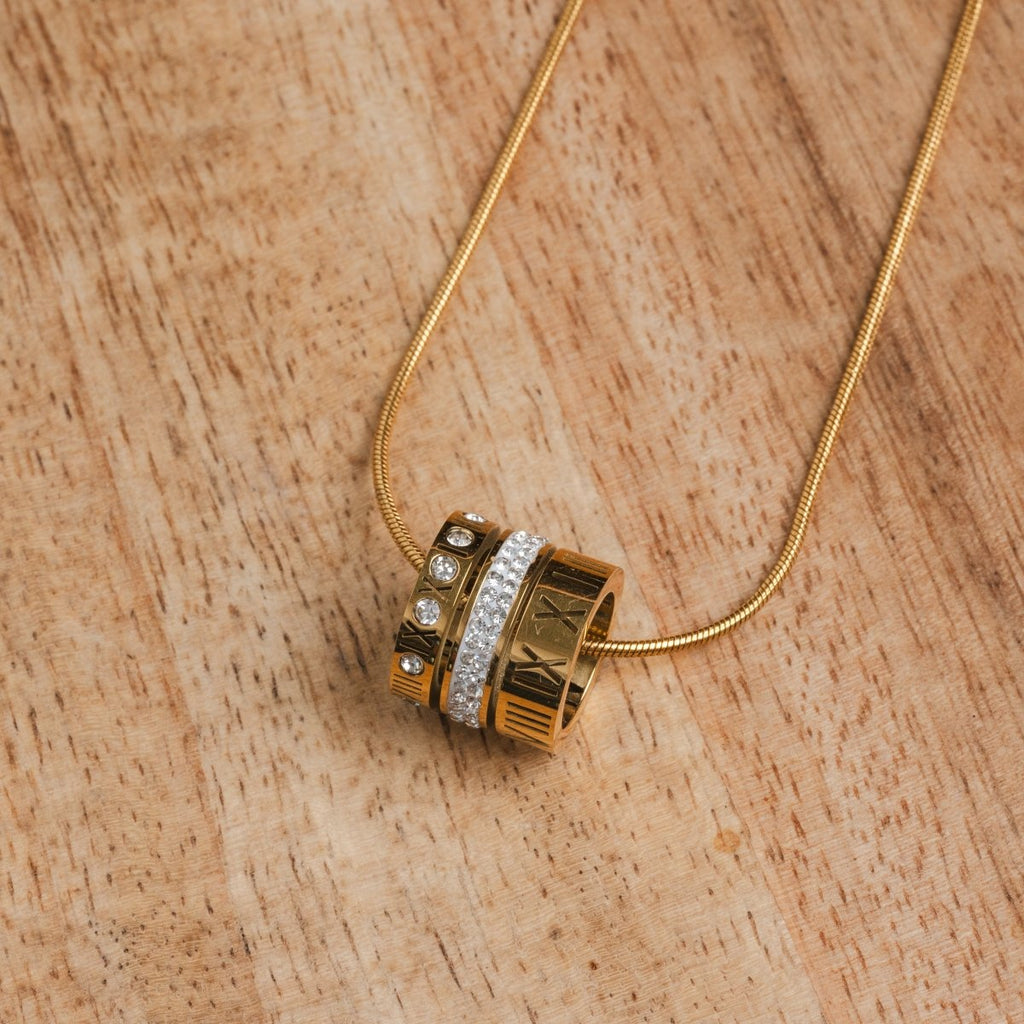 Colar Atenas Aro Triplo Romano Banhado em Ouro 18k