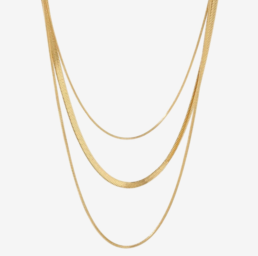 Colar Selene Trio Camadas Malha Banhado em Ouro 18K