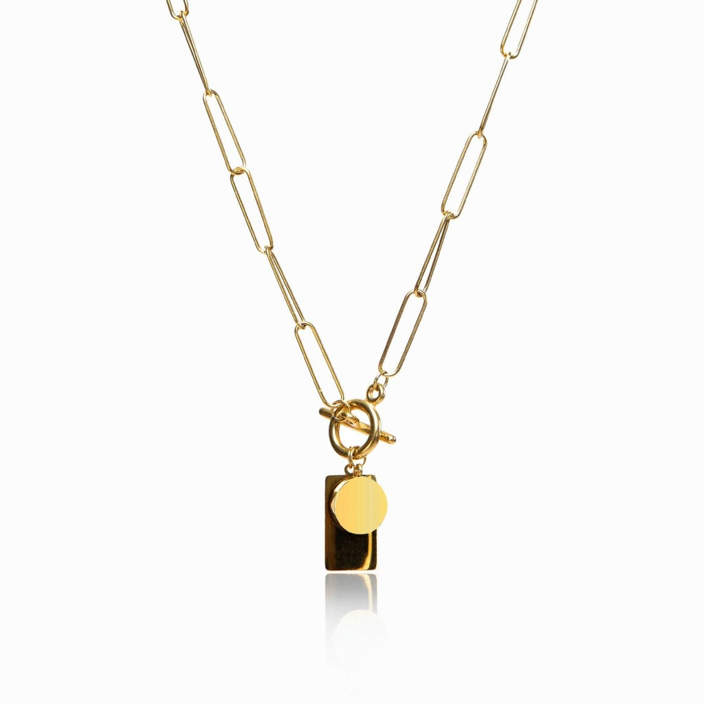 Colar Berlim Pingente Geométrico Liso Banhado em Ouro 18K