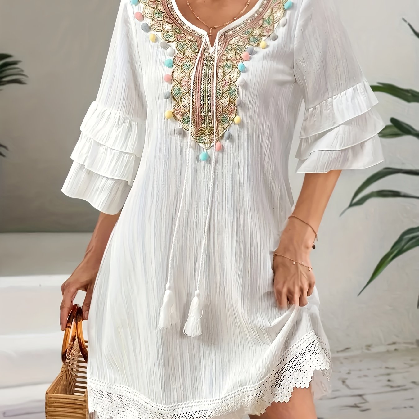 Vestido Midi Casual com Gola Redonda e Babado Elegante